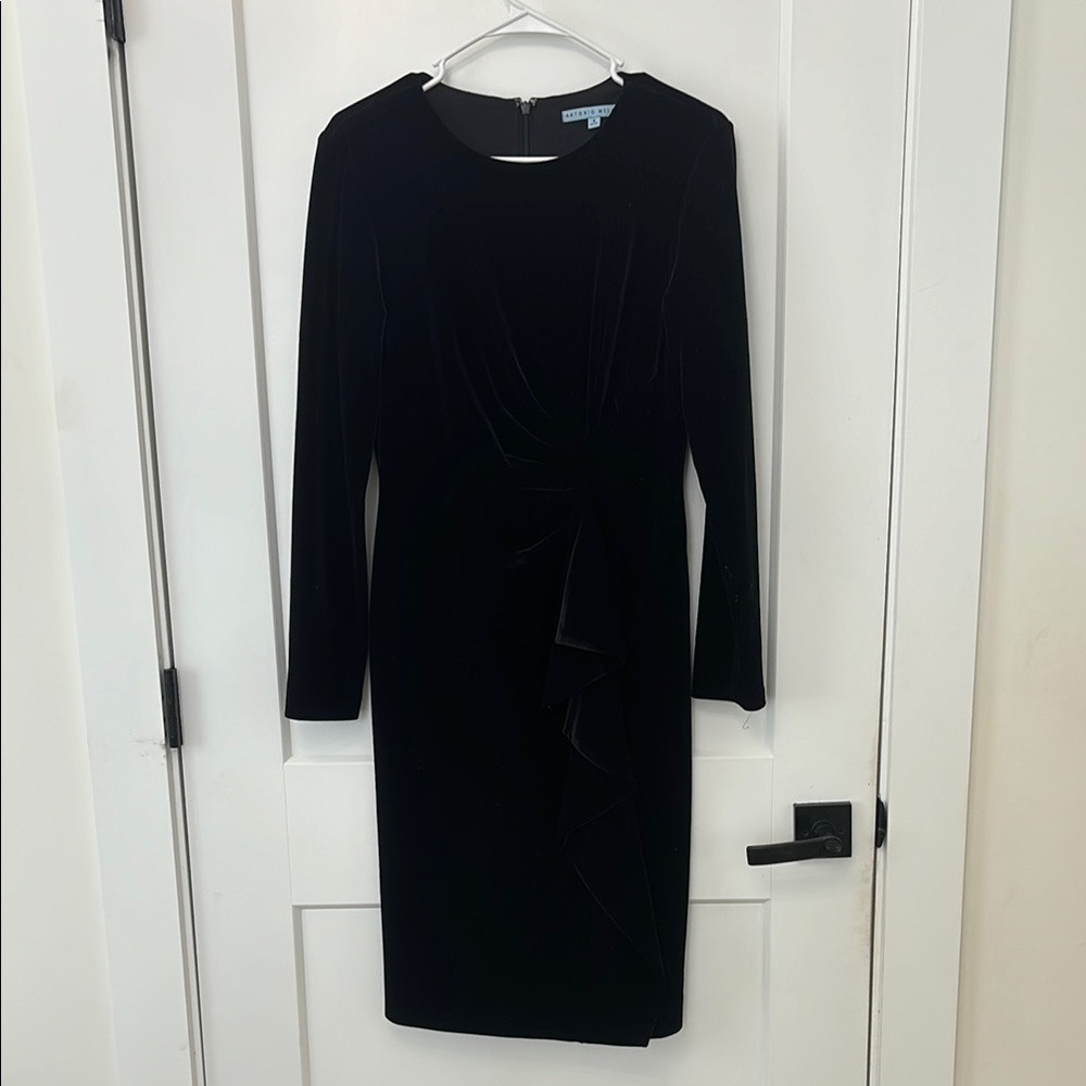 Elegant Black Dress